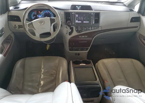 2011 Toyota Sienna Xle from USA, damaged, VIN 5TDYK3DC0BS026844